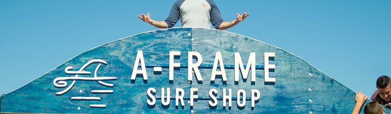 Kaufe dein Surfboard oder Surf Fashion im Surfshop in El Palmar von A-Frame