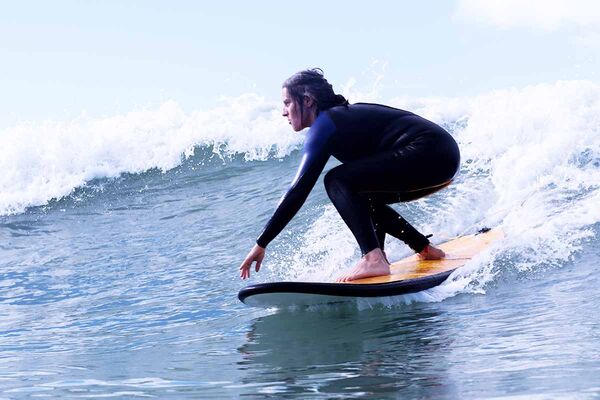 Surfkurse für Anfänger und Fortgeschrittene