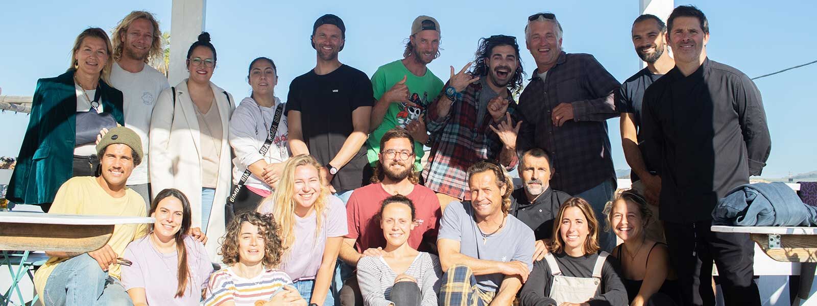 Surfen in Spanien mit dem A-Frame Team