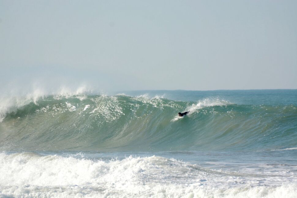 Wellenhöhe ist entscheidend beim Surf Spot Check
