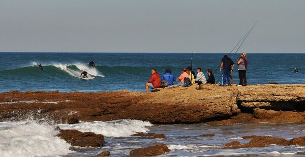 Fischer an einem der surfspots spanien