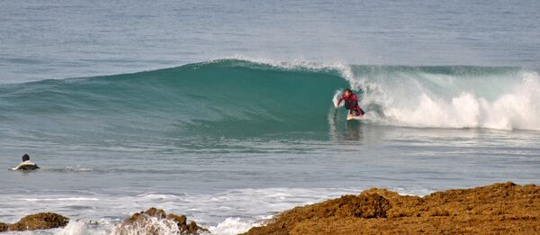 Surfen an den Surfspots Spanien