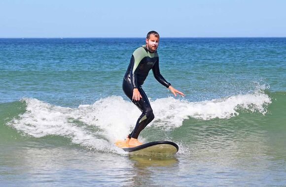 Surfen lernen mit dem 3 Schritt Take-off