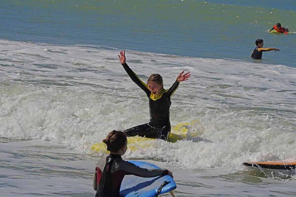 Das A-Frame Surfcamp für Familien in Spanien