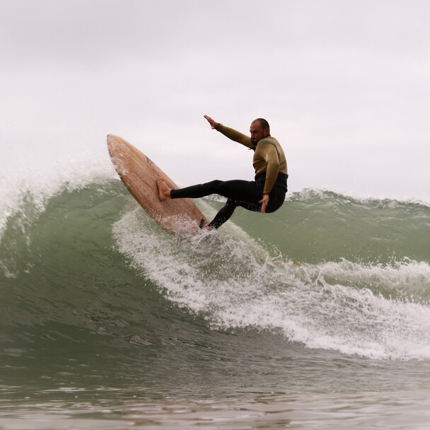 Surfer with shortboard