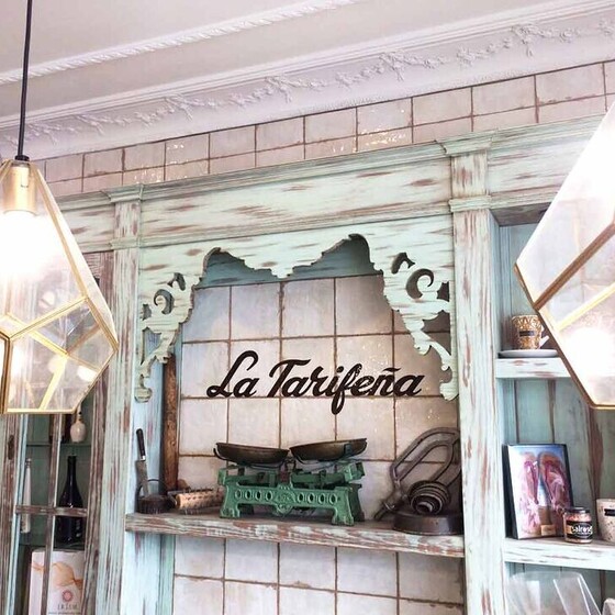 Pasteleria “La Tarifena”