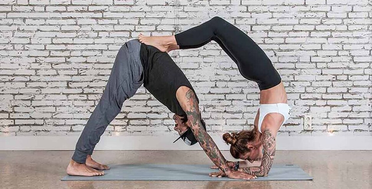 Types of Yoga, Acro Yoga