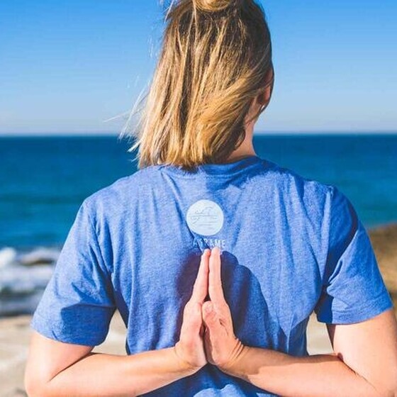 surf yoga schultern