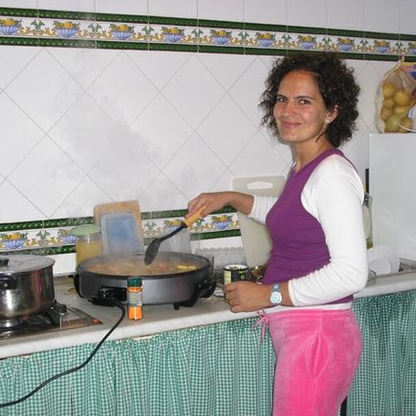 A-Frame Story, woman cooks