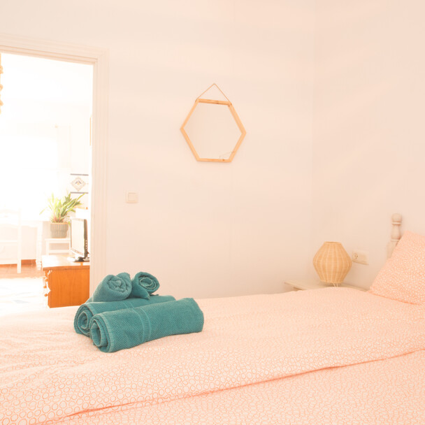 Schlafzimmer im Surfcamp Andalusien