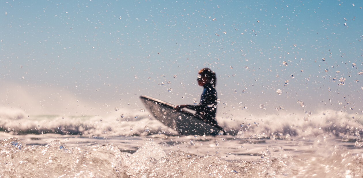 Yoga Surf Retreat A-Frame El Palmar, surfer in white water